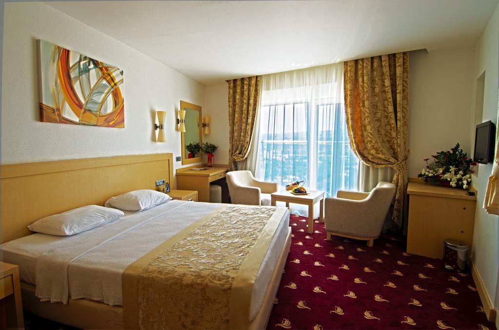 Lamos Resort Hotel & Convention Center Kumkuyu Kültér fotó